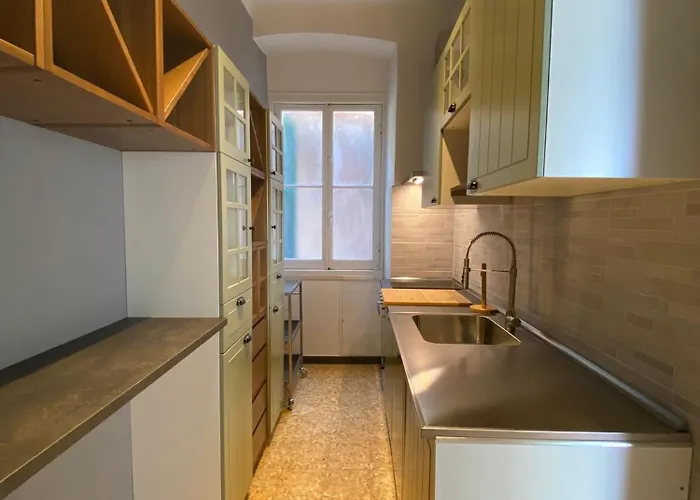 Apartament Lacosta *